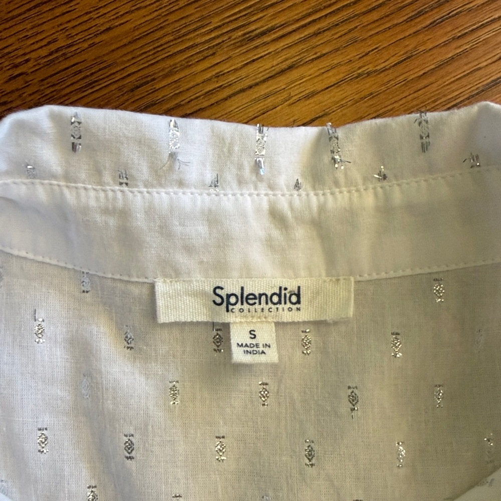 Splendid White Button Down Short Sleeve Withs Sparkle Dots Top - Picture 3 of 7